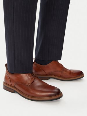 Buty eleganckie męskie jesienne Clarks ze sklepu: MODIVO w kategorii: Buty eleganckie męskie - zdjęcie WP-EBWP-BKLVO-LN0_0000305417541