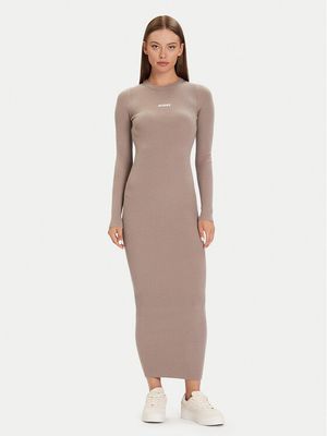 Sukienka dopasowana Guess ze sklepu: MODIVO w kategorii: Sukienki - zdjęcie WP-EBWP-BKLVO-LN0_0000305459640
