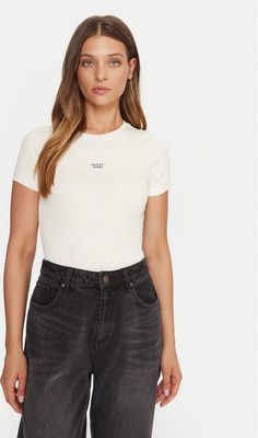 Bluzka damska casual Guess Jeans ze sklepu: MODIVO w kategorii: Bluzki damskie - zdjęcie WP-EBWP-BKLVO-LN0_0000305463661