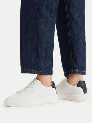 Buty sportowe damskie na wiosnę Calvin Klein ze sklepu: MODIVO w kategorii: Buty sportowe damskie - zdjęcie WP-EBWP-BKLVO-LN0_0000305621245