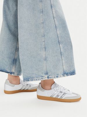 Buty sportowe damskie na wiosnę adidas ze sklepu: MODIVO w kategorii: Buty sportowe damskie - zdjęcie WP-EBWP-BKLVO-LN0_0000305636355