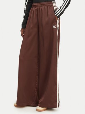 Spodnie damskie na wiosnę adidas ze sklepu: MODIVO w kategorii: Spodnie damskie - zdjęcie WP-EBWP-BKLVO-LN0_0000305638120