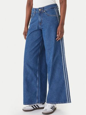Jeansy damskie adidas ze sklepu: MODIVO w kategorii: Jeansy damskie - zdjęcie WP-EBWP-BKLVO-LN0_0000305638199