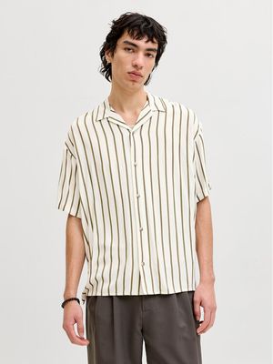 Koszula męska casual z klasycznym kołnierzykiem Jack & Jones ze sklepu: MODIVO w kategorii: Koszule męskie - zdjęcie WP-EBWP-BKLVO-LN0_0000305734143