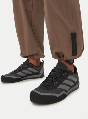 Buty sportowe męskie na jesień adidas ze sklepu: MODIVO w kategorii: Buty sportowe męskie - zdjęcie WP-EBWP-BKLVO-LN0_0000305774569