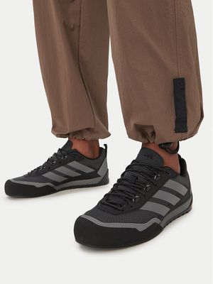 Buty sportowe męskie na jesień adidas ze sklepu: MODIVO w kategorii: Buty sportowe męskie - zdjęcie WP-EBWP-BKLVO-LN0_0000305774569