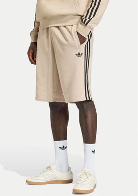 Spodenki męskie na zimę adidas ze sklepu: MODIVO w kategorii: Spodenki męskie - zdjęcie WP-EBWP-BKLVO-LN0_0000305779946