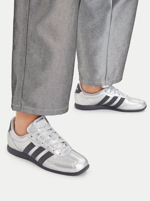 Buty sportowe damskie na wiosnę adidas ze sklepu: MODIVO w kategorii: Buty sportowe damskie - zdjęcie WP-EBWP-BKLVO-LN0_0000305785176