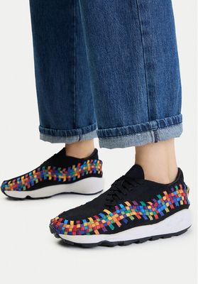 Buty sportowe damskie na wiosnę Nike ze sklepu: MODIVO w kategorii: Buty sportowe damskie - zdjęcie WP-EBWP-BKLVO-LN0_0000305816948