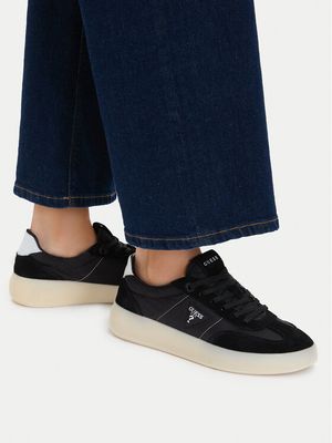 Buty sportowe damskie jesienne Guess ze sklepu: MODIVO w kategorii: Buty sportowe damskie - zdjęcie WP-EBWP-BKLVO-LN0_0000305818010