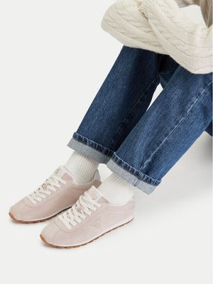 Guess - Buty sportowe damskie na wiosnę ze sklepu: MODIVO w kategorii: Buty sportowe damskie - zdjęcie WP-EBWP-BKLVO-LN0_0000305818119