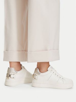 Buty sportowe damskie na wiosnę Guess ze sklepu: MODIVO w kategorii: Buty sportowe damskie - zdjęcie WP-EBWP-BKLVO-LN0_0000305818195