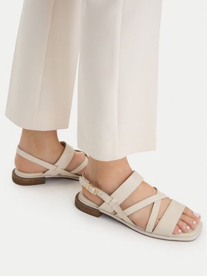 Sandały damskie Clarks ze sklepu: MODIVO w kategorii: Sandały damskie - zdjęcie WP-EBWP-BKLVO-LN0_0000305833785