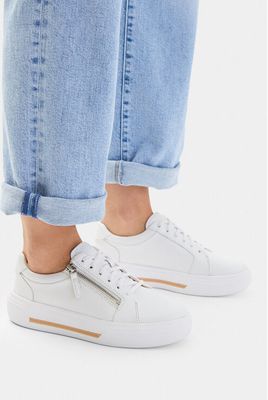 Clarks - Buty sportowe damskie na wiosnę ze sklepu: MODIVO w kategorii: Buty sportowe damskie - zdjęcie WP-EBWP-BKLVO-LN0_0000305834058