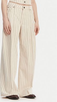 Jeansy damskie w miejskim stylu Guess Jeans ze sklepu: MODIVO w kategorii: Jeansy damskie - zdjęcie WP-EBWP-BKLVO-LN0_0000305896513