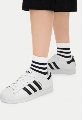 adidas - Buty sportowe damskie na wiosnę ze sklepu: MODIVO w kategorii: Buty sportowe damskie - zdjęcie WP-EBWP-BKLVO-LN0_0000305914972