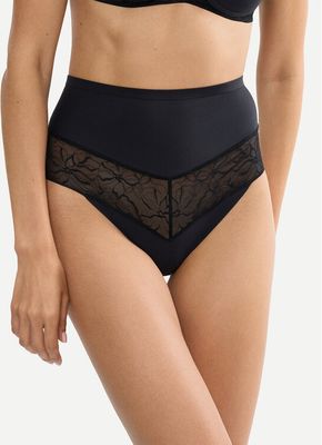 Majtki damskie eleganckie Triumph ze sklepu: MODIVO w kategorii: Majtki damskie - zdjęcie WP-EBWP-BKLVO-LN0_0000305920751