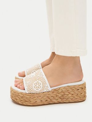Espadryle damskie na lato Guess ze sklepu: MODIVO w kategorii: Espadryle damskie - zdjęcie WP-EBWP-BKLVO-LN0_0000305930330