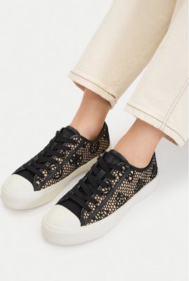 Trampki damskie na wiosnę Guess ze sklepu: MODIVO w kategorii: Trampki damskie - zdjęcie WP-EBWP-BKLVO-LN0_0000305930453