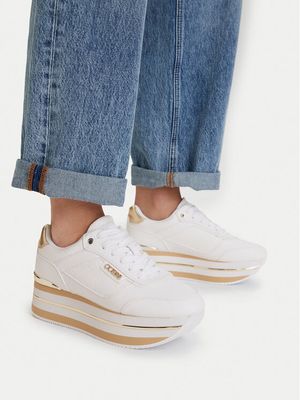 Buty sportowe damskie na wiosnę Guess ze sklepu: MODIVO w kategorii: Buty sportowe damskie - zdjęcie WP-EBWP-BKLVO-LN0_0000305930941
