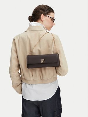 Kopertówka elegancka Calvin Klein ze sklepu: MODIVO w kategorii: Kopertówki - zdjęcie WP-EBWP-BKLVO-LN0_0000305950017