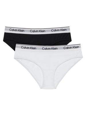 Majtki dziecięce Calvin Klein Underwear ze sklepu: MODIVO w kategorii: Majtki dziecięce - zdjęcie WP-EBWP-BKLVO-LN0_0000305951342