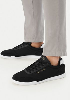 Buty sportowe męskie na wiosnę Tommy Hilfiger ze sklepu: MODIVO w kategorii: Buty sportowe męskie - zdjęcie WP-EBWP-BKLVO-LN0_0000305963000