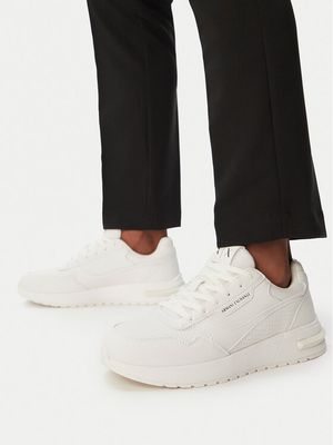 Buty sportowe męskie na wiosnę Armani Exchange ze sklepu: MODIVO w kategorii: Buty sportowe męskie - zdjęcie WP-EBWP-BKLVO-LN0_0000305968951