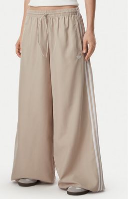 adidas - Spodnie damskie ze sklepu: MODIVO w kategorii: Spodnie damskie - zdjęcie WP-EBWP-BKLVO-LN0_0000305987181