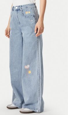 Jeansy damskie adidas ze sklepu: MODIVO w kategorii: Jeansy damskie - zdjęcie WP-EBWP-BKLVO-LN0_0000305987525