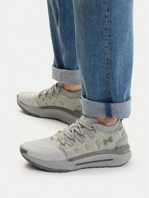 Under Armour - Buty sportowe męskie na wiosnę ze sklepu: MODIVO w kategorii: Buty sportowe męskie - zdjęcie WP-EBWP-BKLVO-LN0_0000306021396