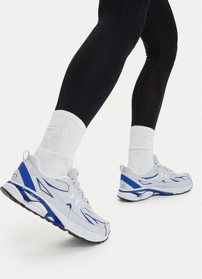 Under Armour - Buty sportowe męskie na wiosnę ze sklepu: MODIVO w kategorii: Buty sportowe męskie - zdjęcie WP-EBWP-BKLVO-LN0_0000306024359
