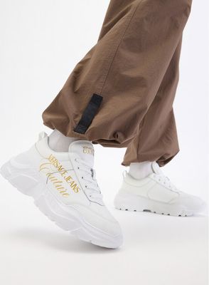 Buty sportowe damskie na wiosnę Versace Jeans Couture ze sklepu: MODIVO w kategorii: Buty sportowe damskie - zdjęcie WP-EBWP-BKLVO-LN0_0000306046900