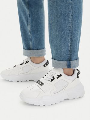 Buty sportowe męskie na wiosnę Versace Jeans Couture ze sklepu: MODIVO w kategorii: Buty sportowe męskie - zdjęcie WP-EBWP-BKLVO-LN0_0000306047655