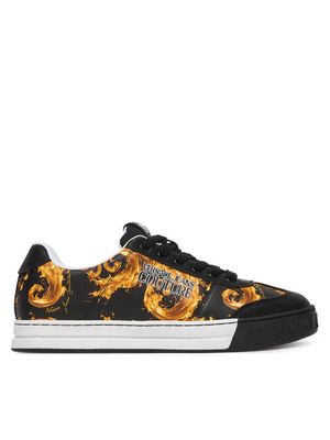 Buty sportowe męskie na wiosnę Versace Jeans Couture ze sklepu: MODIVO w kategorii: Buty sportowe męskie - zdjęcie WP-EBWP-BKLVO-LN0_0000306048027