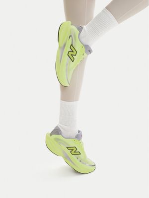 New Balance - Buty sportowe damskie na wiosnę ze sklepu: MODIVO w kategorii: Buty sportowe damskie - zdjęcie WP-EBWP-BKLVO-LN0_0000306066175