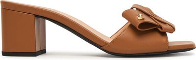 Klapki damskie na lato Love Moschino ze sklepu: MODIVO w kategorii: Klapki damskie - zdjęcie WP-EBWP-BKLVO-LN0_0000306072565
