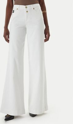 Jeansy damskie wiosenne Versace Jeans Couture ze sklepu: MODIVO w kategorii: Jeansy damskie - zdjęcie WP-EBWP-BKLVO-LN0_0000306073494