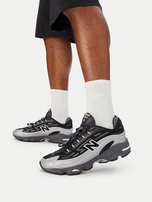 Buty sportowe męskie New Balance ze sklepu: MODIVO w kategorii: Buty sportowe męskie - zdjęcie WP-EBWP-BKLVO-LN0_0000306080942