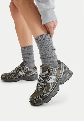 Buty sportowe damskie wiosenne New Balance ze sklepu: MODIVO w kategorii: Buty sportowe damskie - zdjęcie WP-EBWP-BKLVO-LN0_0000306081116