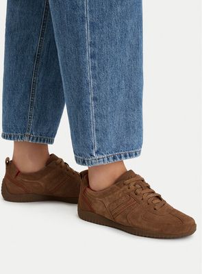 Buty sportowe damskie wiosenne Clarks ze sklepu: MODIVO w kategorii: Buty sportowe damskie - zdjęcie WP-EBWP-BKLVO-LN0_0000306136182