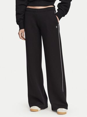 Spodnie damskie Guess Jeans ze sklepu: MODIVO w kategorii: Spodnie damskie - zdjęcie WP-EBWP-BKLVO-LN0_0000306149038