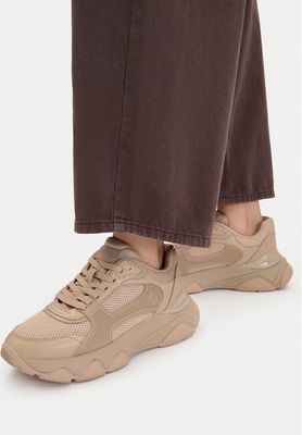 Buty sportowe damskie na wiosnę Guess ze sklepu: MODIVO w kategorii: Buty sportowe damskie - zdjęcie WP-EBWP-BKLVO-LN0_0000306154964