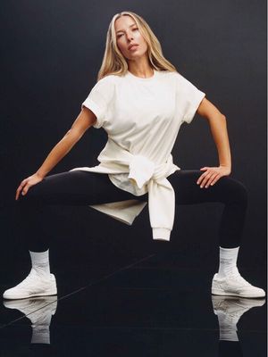 Reebok - Spodnie damskie ze sklepu: MODIVO w kategorii: Spodnie damskie - zdjęcie WP-EBWP-BKLVO-LN0_0000306189157