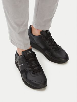 Buty sportowe męskie jesienne Tommy Hilfiger ze sklepu: MODIVO w kategorii: Buty sportowe męskie - zdjęcie WP-EBWP-BKLVO-LN0_0000306190269