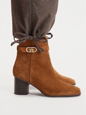 Botki jesienne Tommy Hilfiger ze sklepu: MODIVO w kategorii: Botki - zdjęcie WP-EBWP-BKLVO-LN0_0000306194335