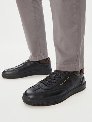 Buty sportowe męskie Tommy Hilfiger ze sklepu: MODIVO w kategorii: Buty sportowe męskie - zdjęcie WP-EBWP-BKLVO-LN0_0000306195226