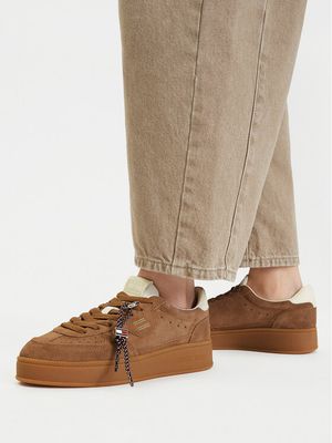 Buty sportowe damskie na wiosnę Tommy Jeans ze sklepu: MODIVO w kategorii: Buty sportowe damskie - zdjęcie WP-EBWP-BKLVO-LN0_0000306195660