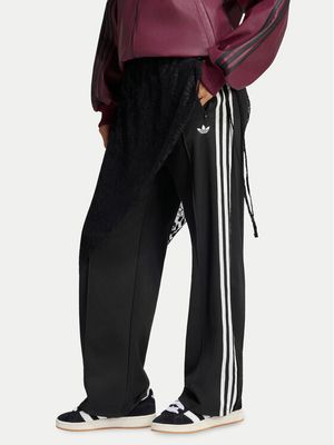 Spodnie damskie jesienne adidas ze sklepu: MODIVO w kategorii: Spodnie damskie - zdjęcie WP-EBWP-BKLVO-LN0_0000306202863