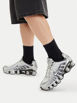Buty sportowe męskie na wiosnę Nike ze sklepu: MODIVO w kategorii: Buty sportowe męskie - zdjęcie WP-EBWP-BKLVO-LN0_0000306215634